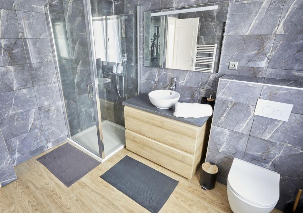 Elegant T3 A 5 Min De La Gare Lille-Flandres Apartment Mons-en-Baroeul Bagian luar foto