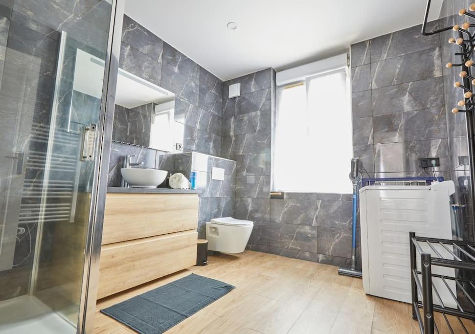 Elegant T3 A 5 Min De La Gare Lille-Flandres Apartment Mons-en-Baroeul Bagian luar foto